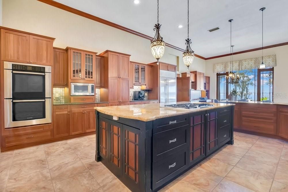 For Rent: $15,000 (4 beds, 3 baths, 5273 Square Feet)