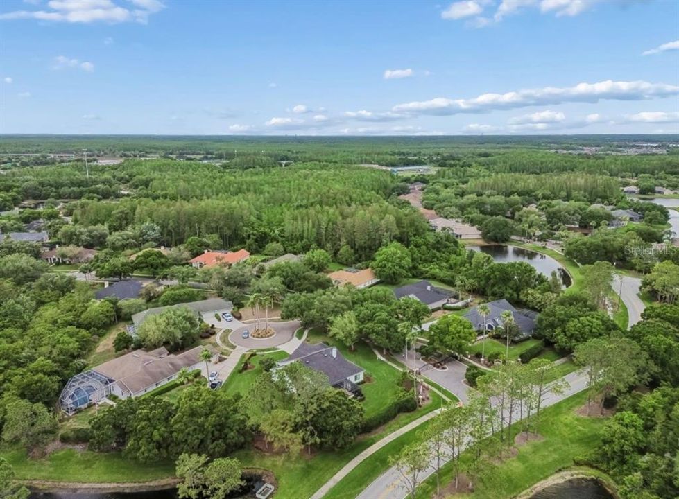 Activo con contrato: $899,900 (4 camas, 3 baños, 2975 Pies cuadrados)