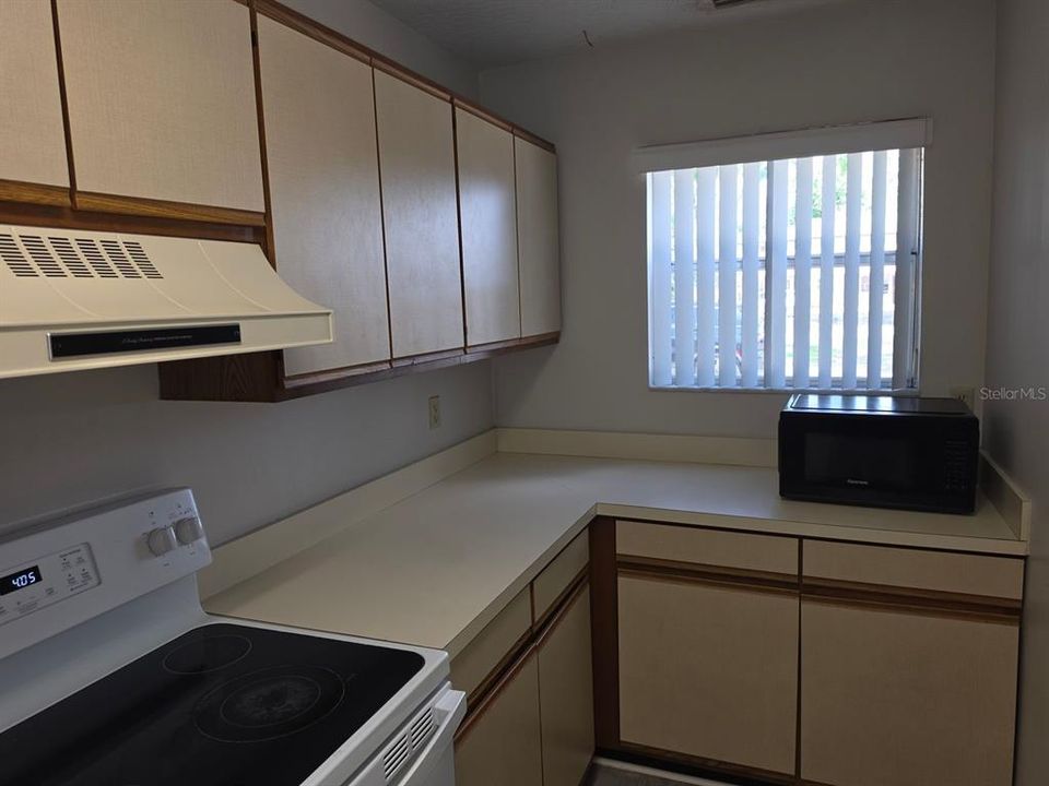 For Rent: $1,500 (2 beds, 1 baths, 1088 Square Feet)