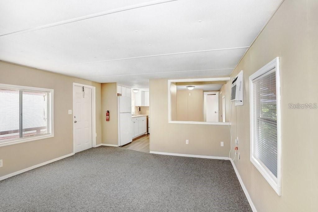 Active With Contract: $75,000 (2 beds, 2 baths, 728 Square Feet)