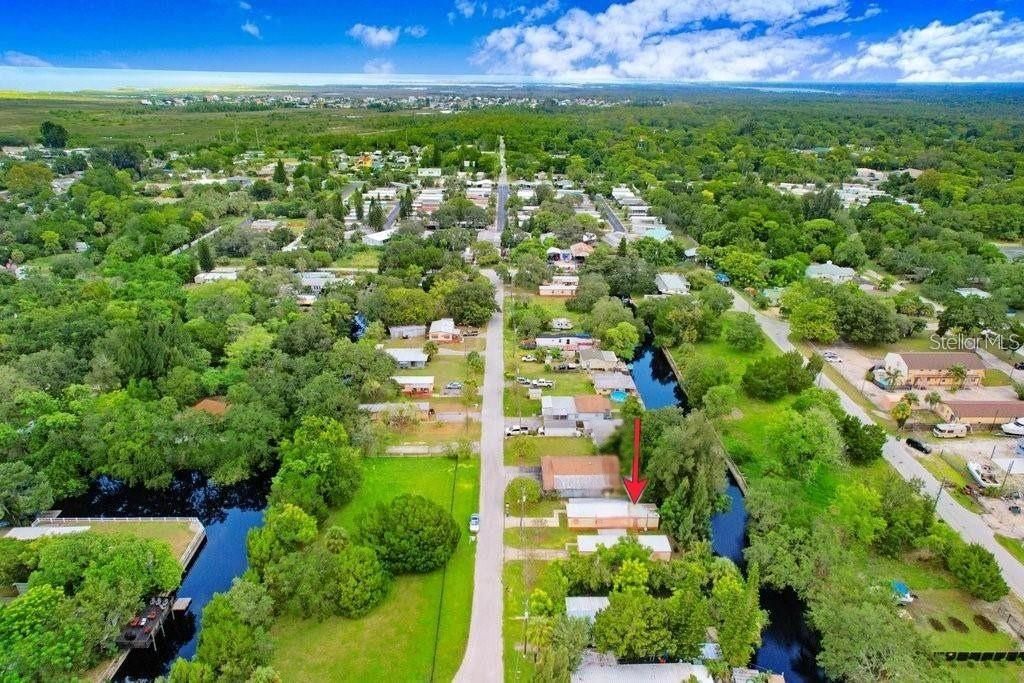 Active With Contract: $75,000 (2 beds, 1 baths, 784 Square Feet)