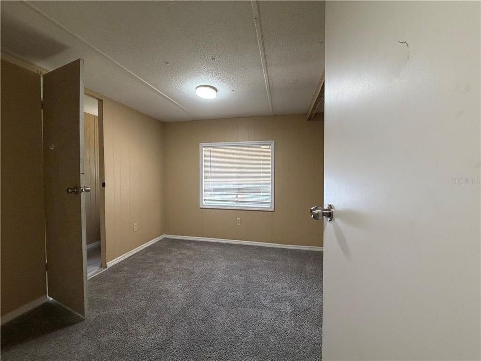 Active With Contract: $75,000 (2 beds, 1 baths, 784 Square Feet)