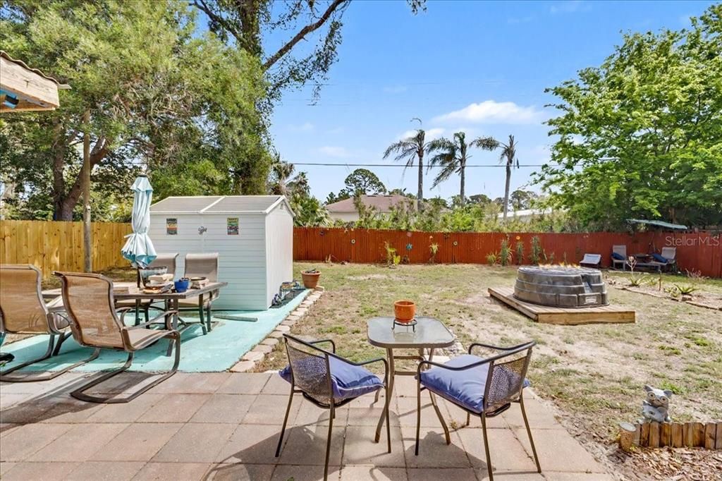 For Sale: $275,000 (3 beds, 2 baths, 1300 Square Feet)