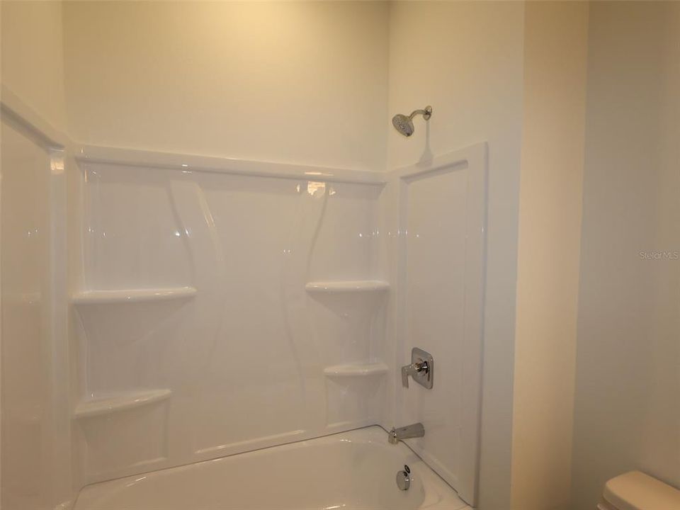 For Rent: $2,200 (2 beds, 2 baths, 1489 Square Feet)