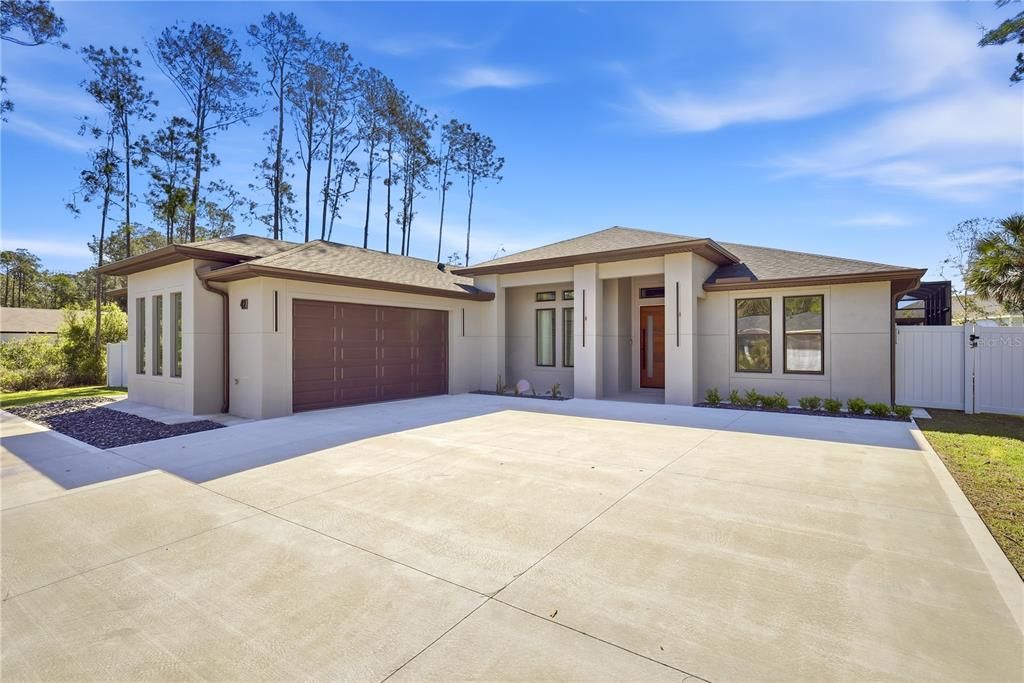 Vendido Recientemente: $729,000 (3 camas, 2 baños, 1831 Pies cuadrados)