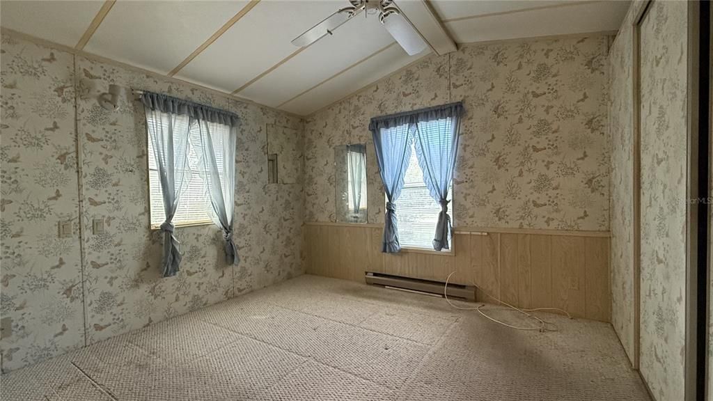 На продажу: $120,000 (2 спален, 2 ванн, 1012 Квадратных фут)