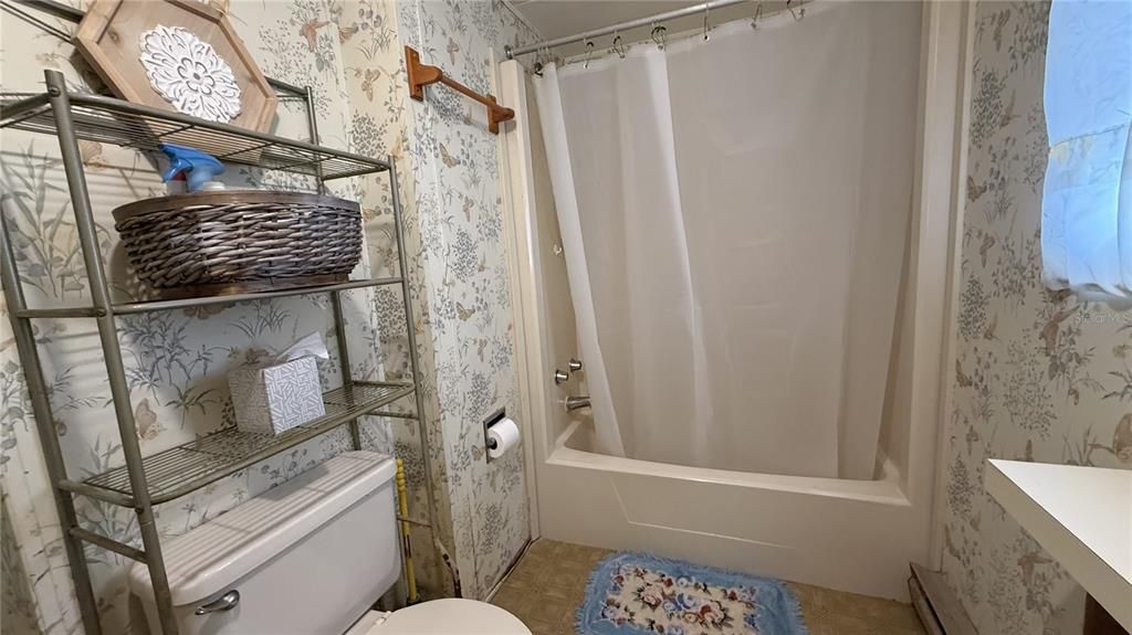 На продажу: $120,000 (2 спален, 2 ванн, 1012 Квадратных фут)