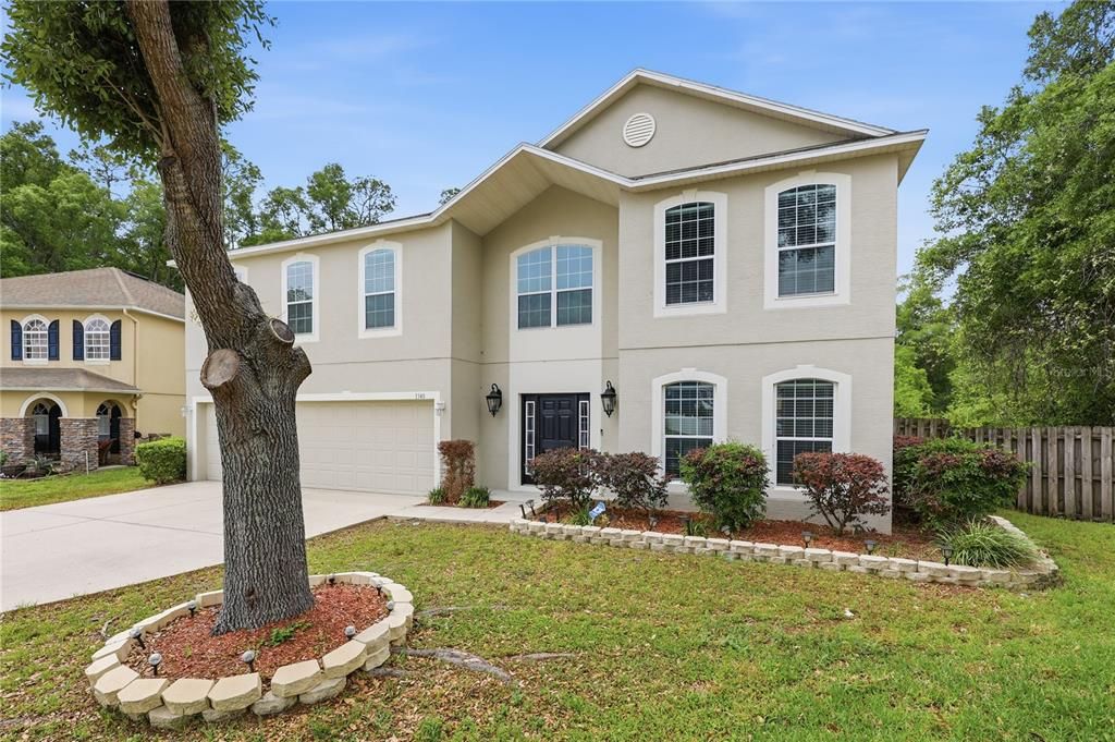 For Sale: $450,000 (6 beds, 4 baths, 3896 Square Feet)