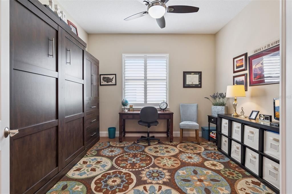 Active With Contract: $475,000 (2 beds, 2 baths, 1928 Square Feet)