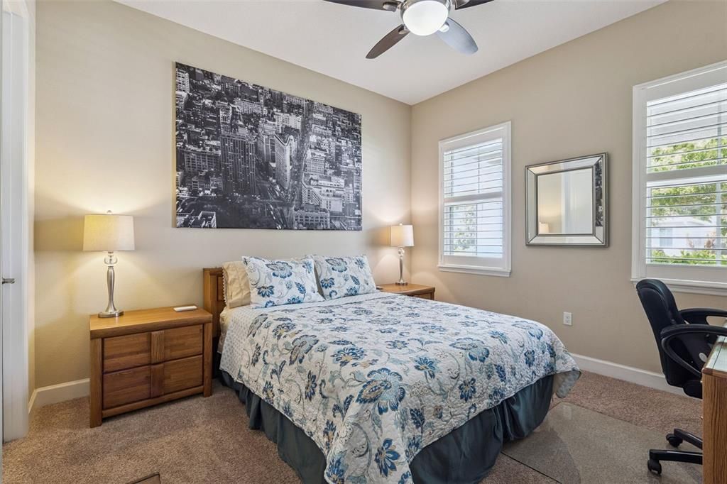 Active With Contract: $475,000 (2 beds, 2 baths, 1928 Square Feet)