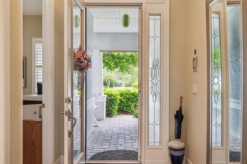 Active With Contract: $475,000 (2 beds, 2 baths, 1928 Square Feet)