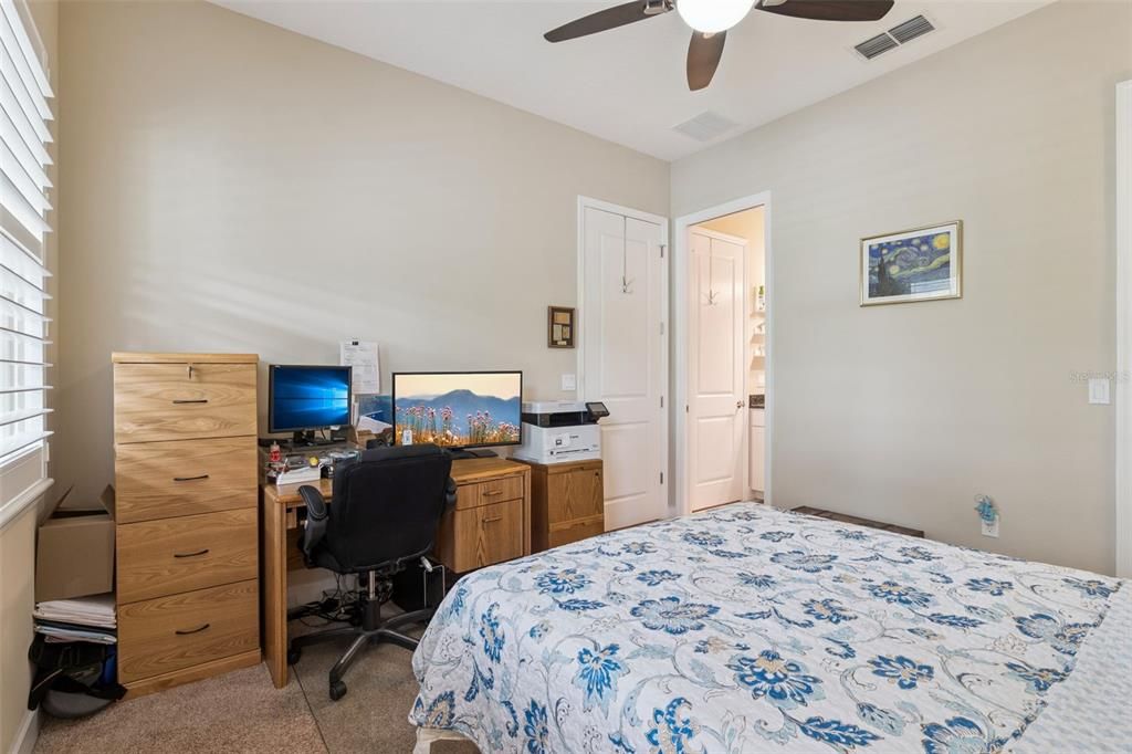 Active With Contract: $475,000 (2 beds, 2 baths, 1928 Square Feet)