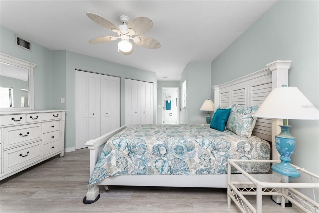 出租: $2,850 (2 贝兹, 2 浴室, 1060 平方英尺)