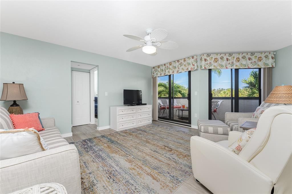 出租: $2,850 (2 贝兹, 2 浴室, 1060 平方英尺)