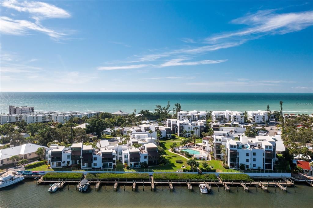 出租: $2,850 (2 贝兹, 2 浴室, 1060 平方英尺)