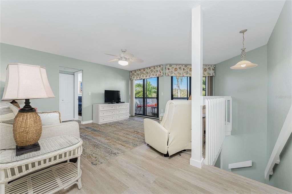 出租: $2,850 (2 贝兹, 2 浴室, 1060 平方英尺)