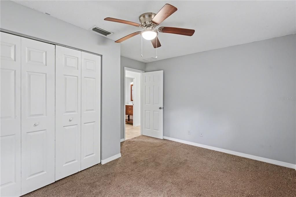 На продажу: $220,000 (3 спален, 2 ванн, 1368 Квадратных фут)