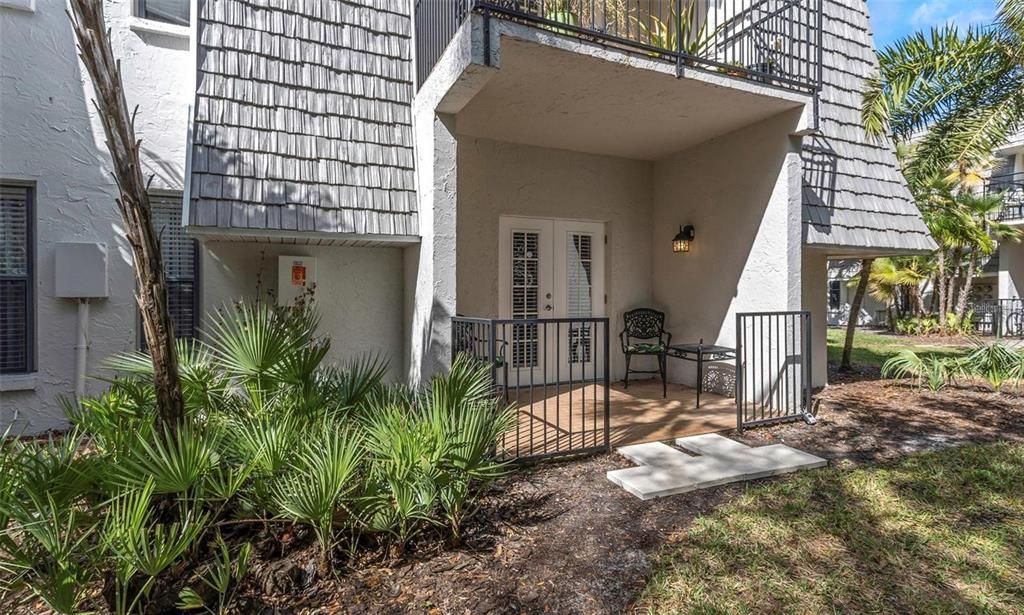 For Rent: $1,850 (1 beds, 1 baths, 818 Square Feet)