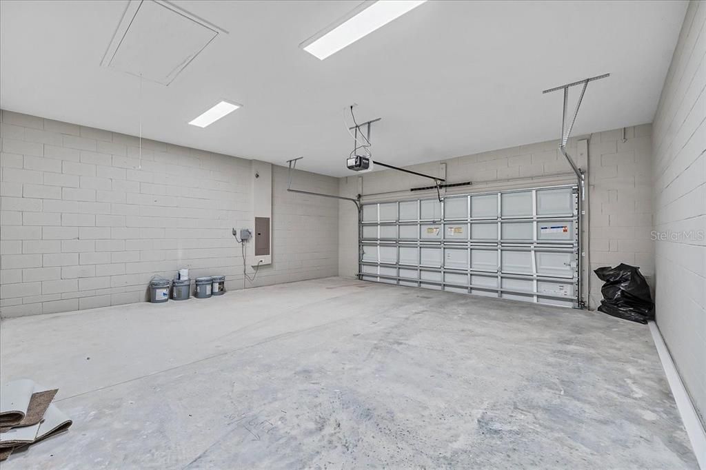 На продажу: $389,000 (4 спален, 2 ванн, 1849 Квадратных фут)