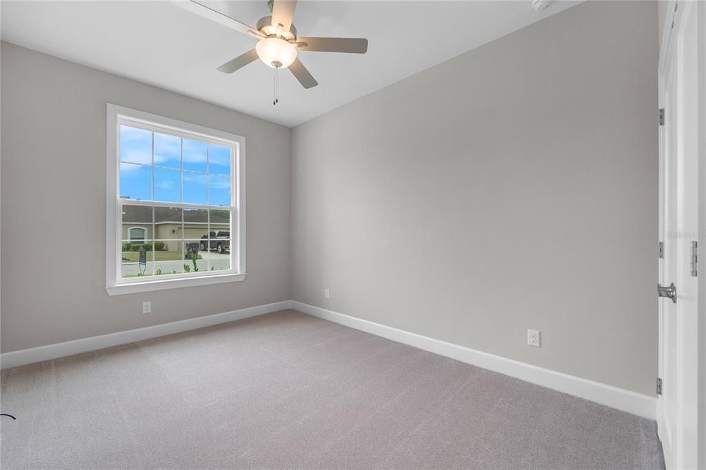 En Venta: $489,000 (3 camas, 2 baños, 2200 Pies cuadrados)