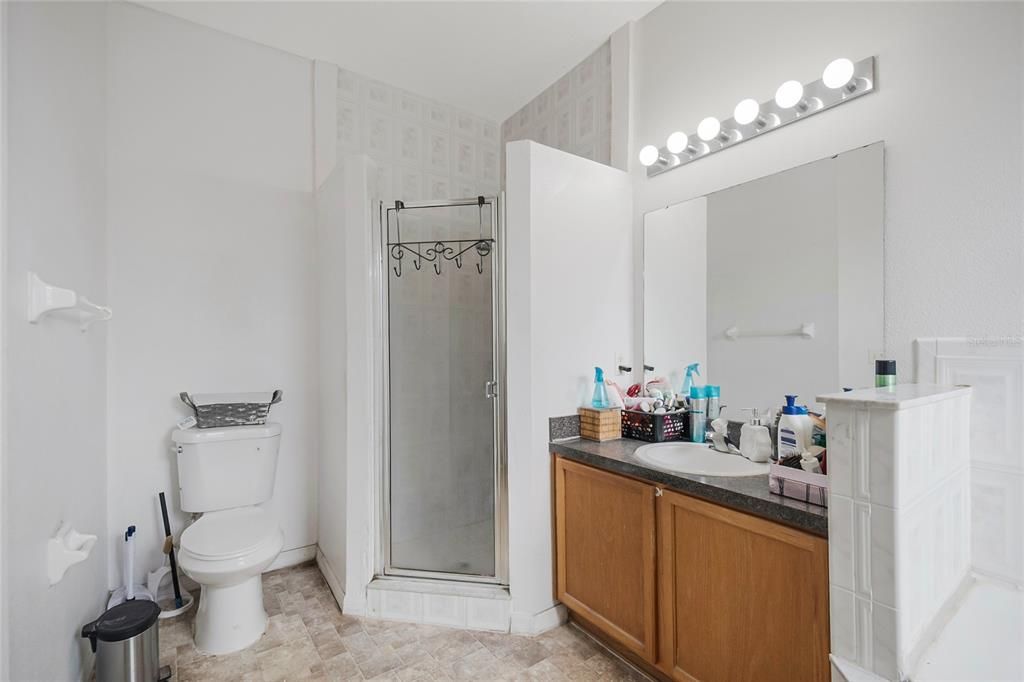 На продажу: $380,000 (3 спален, 2 ванн, 1652 Квадратных фут)