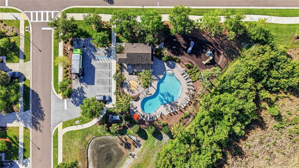For Sale: $885,000 (4 beds, 3 baths, 3707 Square Feet)