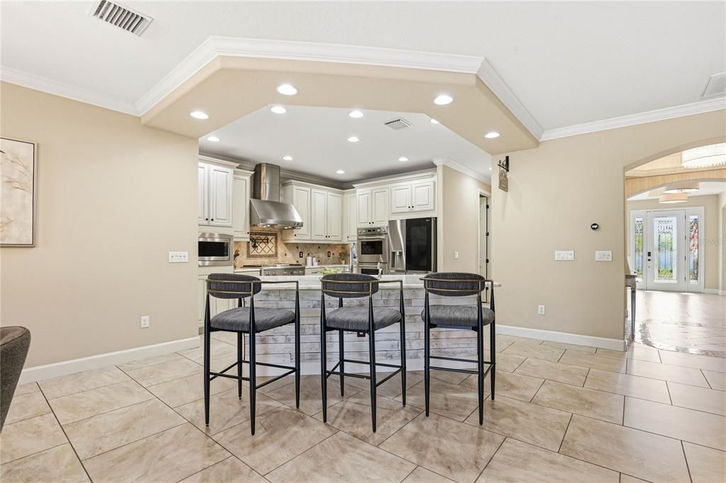 For Sale: $885,000 (4 beds, 3 baths, 3707 Square Feet)