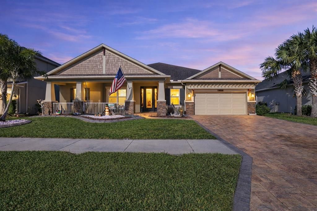 For Sale: $885,000 (4 beds, 3 baths, 3707 Square Feet)