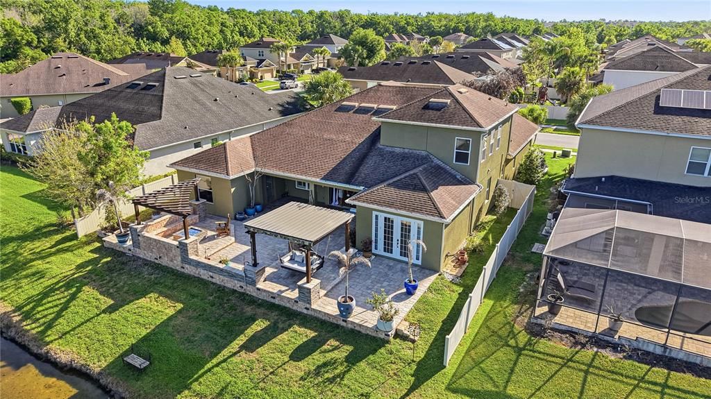 For Sale: $885,000 (4 beds, 3 baths, 3707 Square Feet)