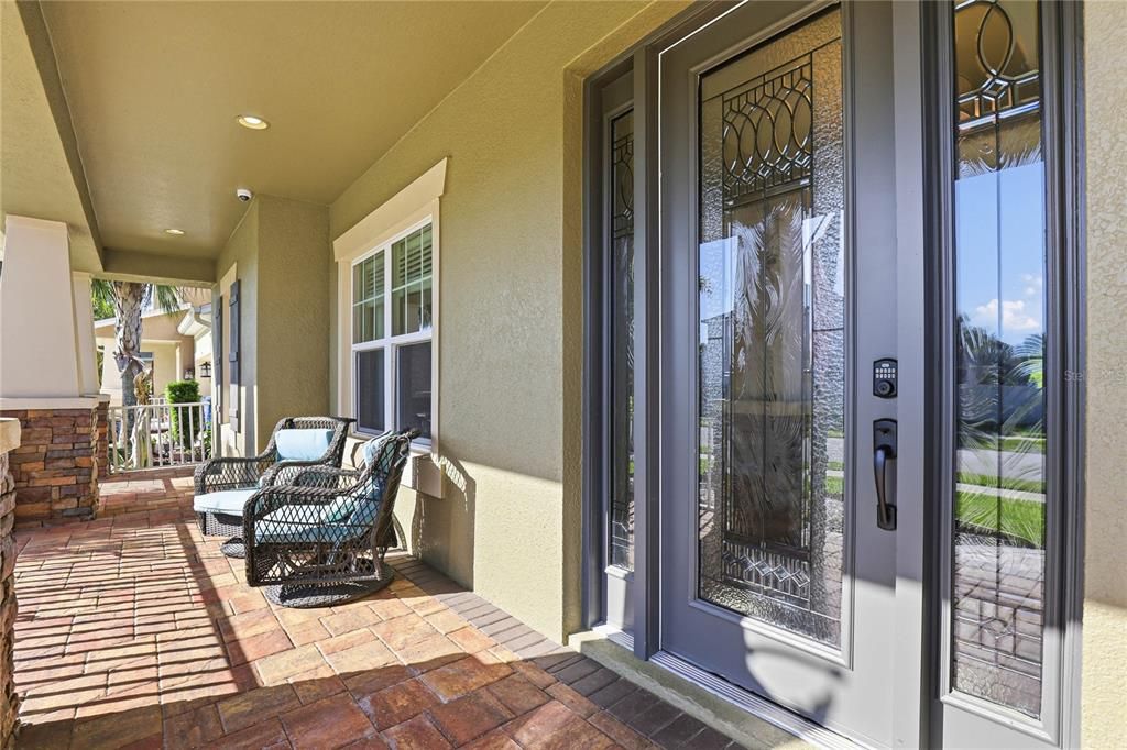 For Sale: $885,000 (4 beds, 3 baths, 3707 Square Feet)