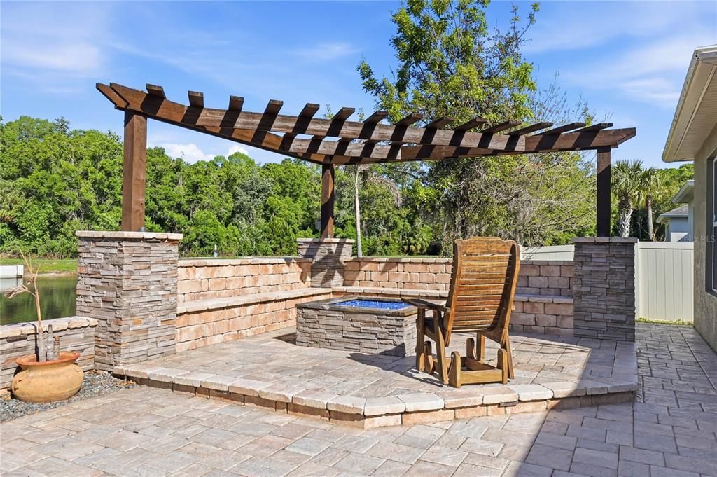 For Sale: $885,000 (4 beds, 3 baths, 3707 Square Feet)