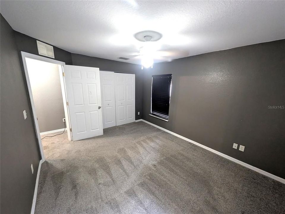 Active With Contract: $274,900 (3 beds, 2 baths, 1768 Square Feet)