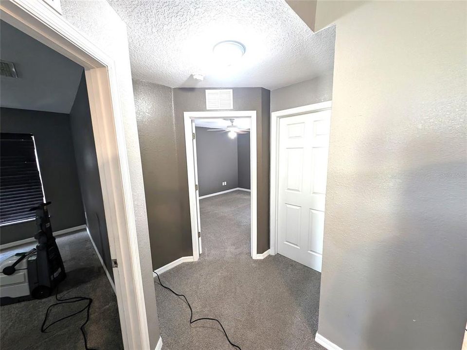 Active With Contract: $274,900 (3 beds, 2 baths, 1768 Square Feet)