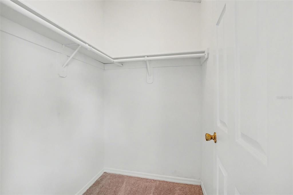 Activo con contrato: $290,000 (3 camas, 2 baños, 1252 Pies cuadrados)