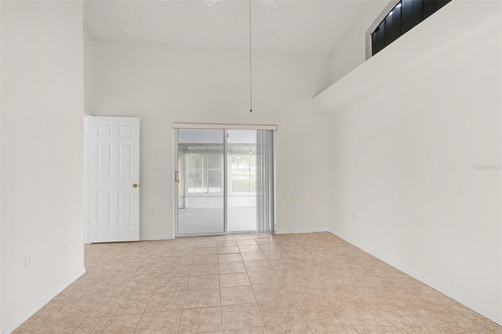 Activo con contrato: $290,000 (3 camas, 2 baños, 1252 Pies cuadrados)