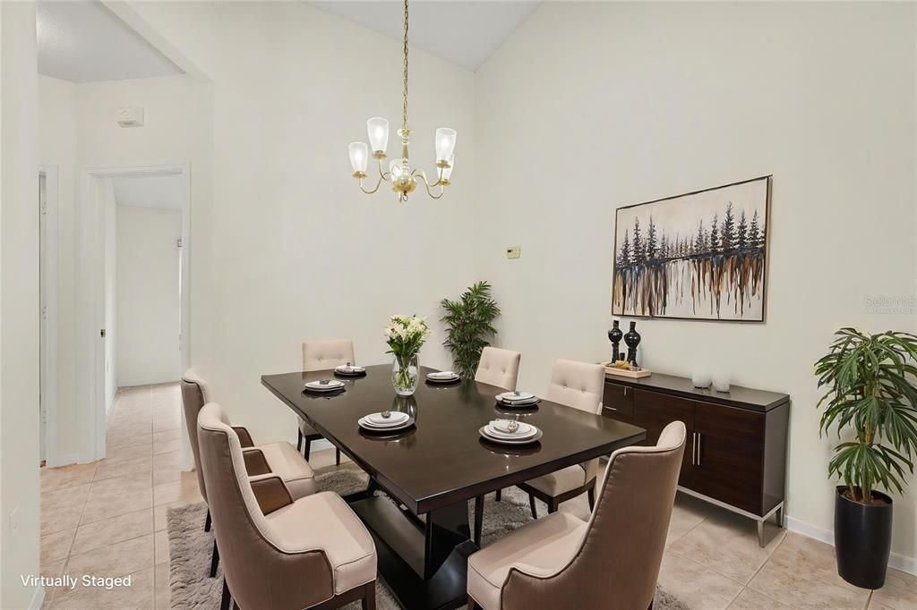 Activo con contrato: $290,000 (3 camas, 2 baños, 1252 Pies cuadrados)