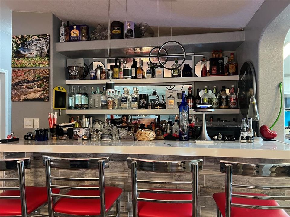 En Venta: $369,900 (4 camas, 2 baños, 2094 Pies cuadrados)