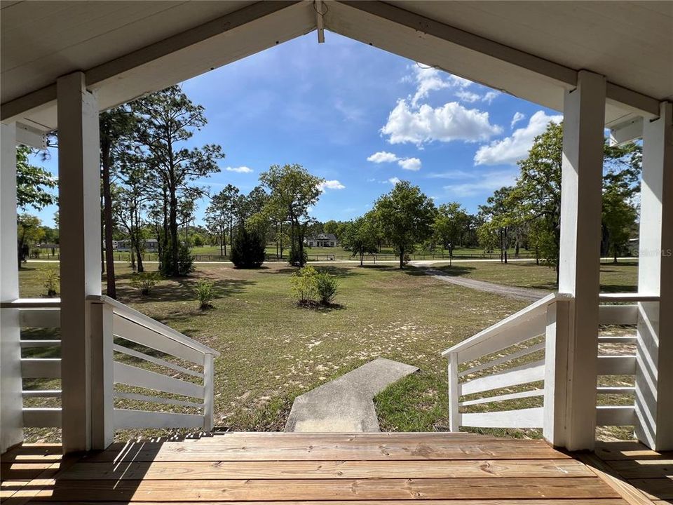 En Venta: $369,900 (4 camas, 2 baños, 2094 Pies cuadrados)