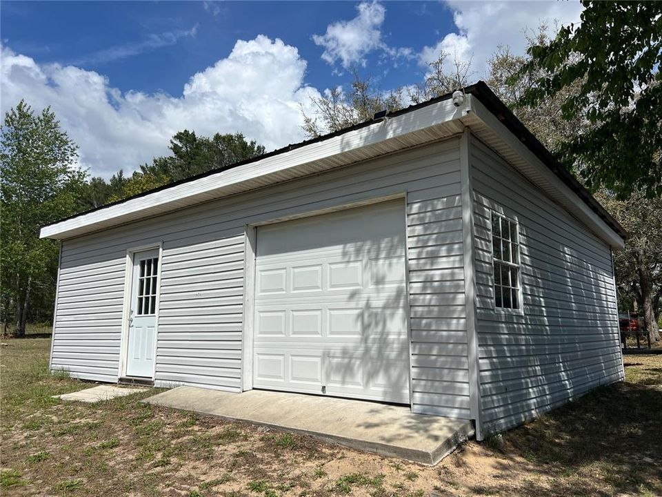 En Venta: $369,900 (4 camas, 2 baños, 2094 Pies cuadrados)