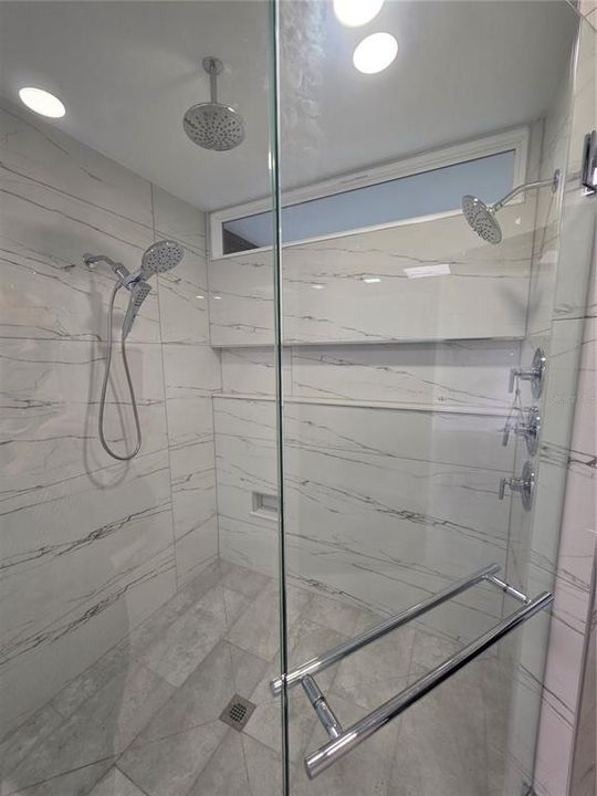 For Sale: $799,000 (3 beds, 2 baths, 2973 Square Feet)
