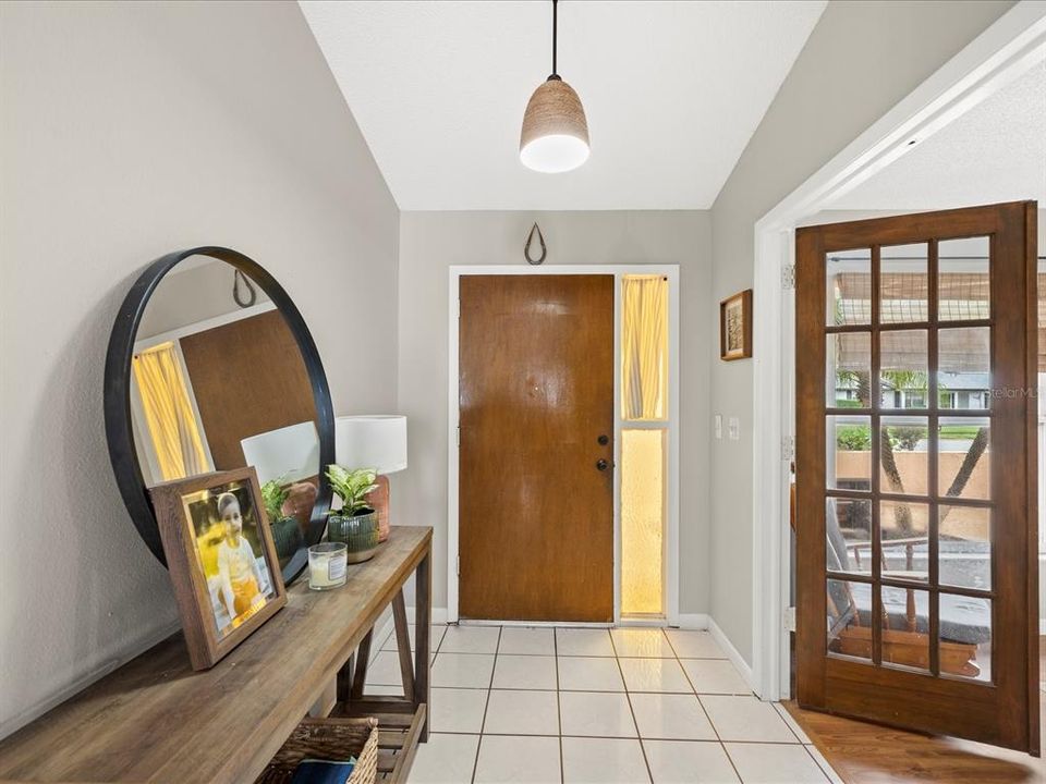 For Sale: $320,000 (3 beds, 2 baths, 1487 Square Feet)