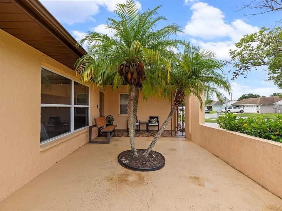 For Sale: $320,000 (3 beds, 2 baths, 1487 Square Feet)