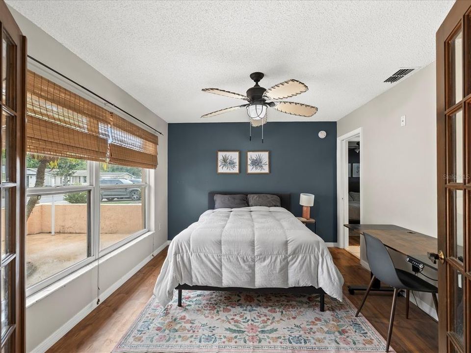 For Sale: $320,000 (3 beds, 2 baths, 1487 Square Feet)