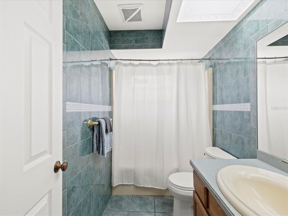For Sale: $320,000 (3 beds, 2 baths, 1487 Square Feet)