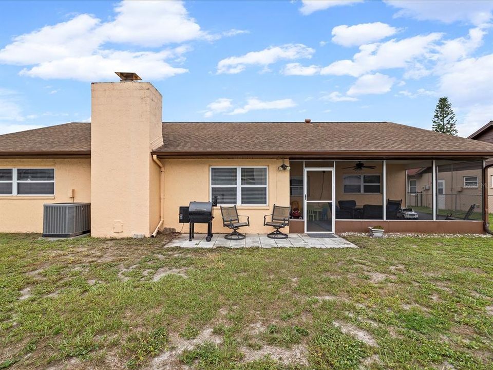 For Sale: $320,000 (3 beds, 2 baths, 1487 Square Feet)