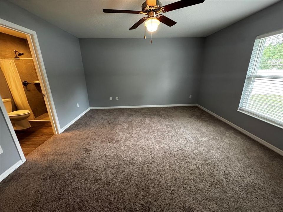 For Rent: $1,895 (3 beds, 2 baths, 1416 Square Feet)