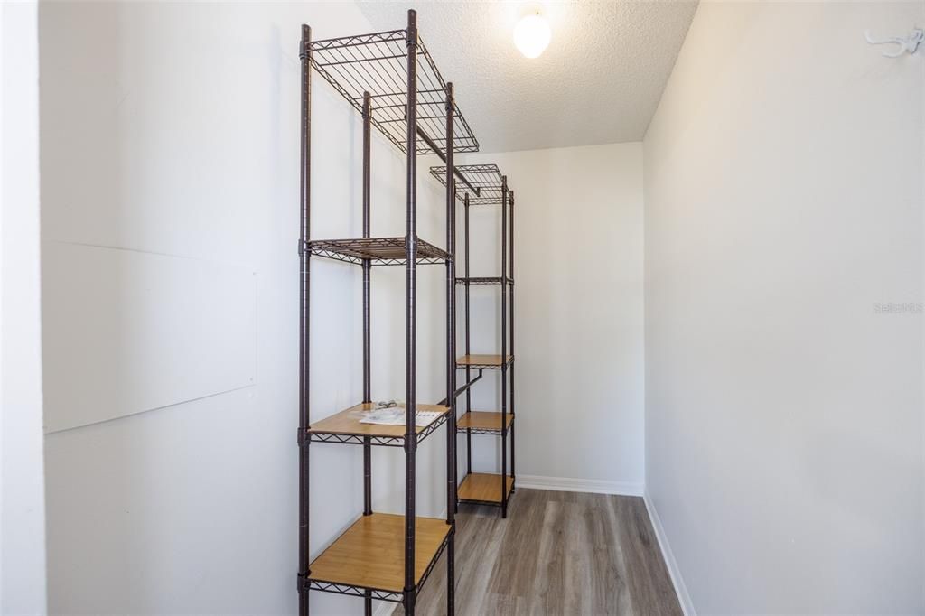 Activo con contrato: $119,900 (2 camas, 2 baños, 960 Pies cuadrados)