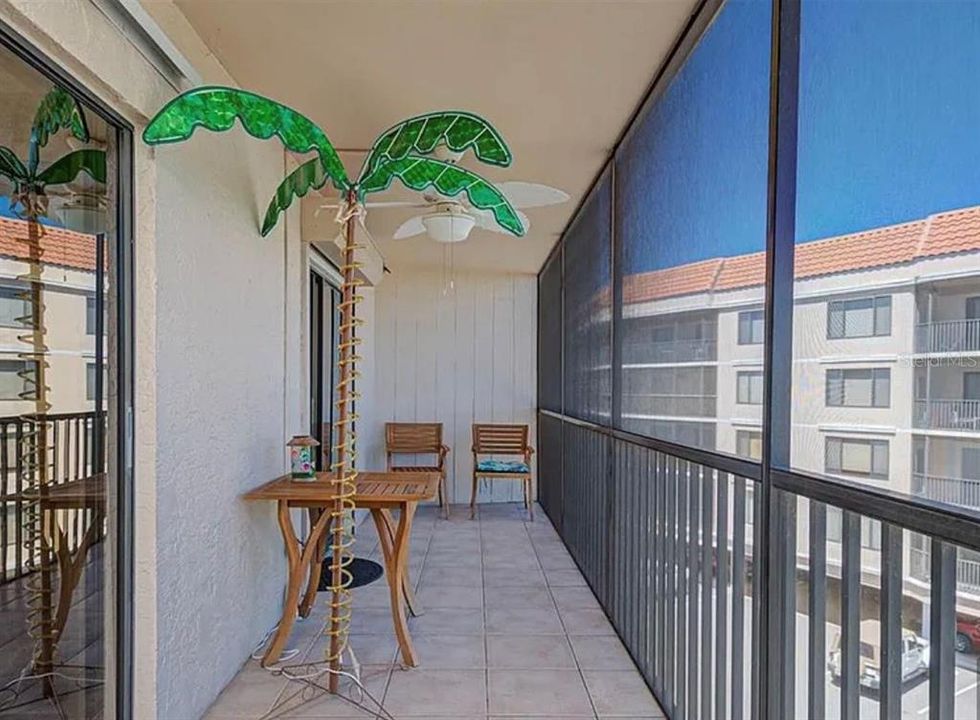 Activo con contrato: $138,000 (1 camas, 1 baños, 1076 Pies cuadrados)