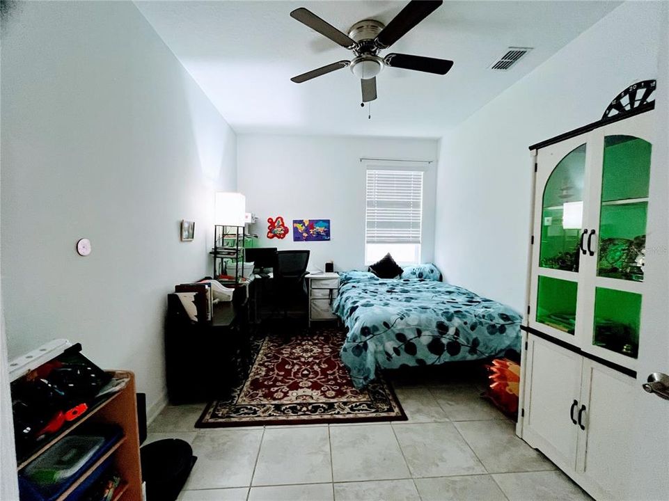 En Renta: $3,600 (5 camas, 3 baños, 2446 Pies cuadrados)
