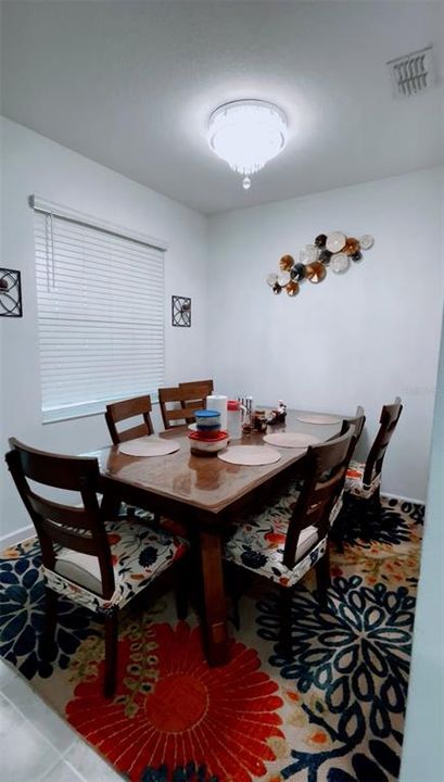 En Renta: $3,600 (5 camas, 3 baños, 2446 Pies cuadrados)